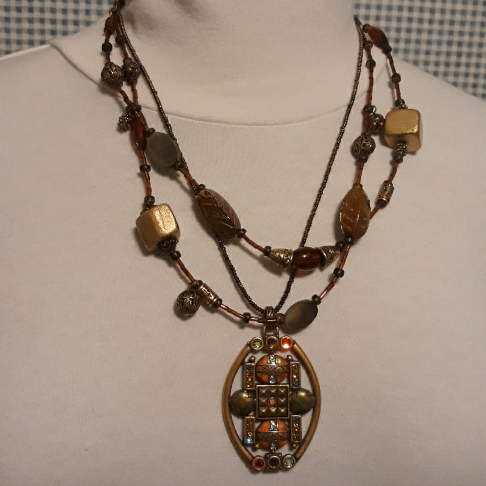 Chico's necklace